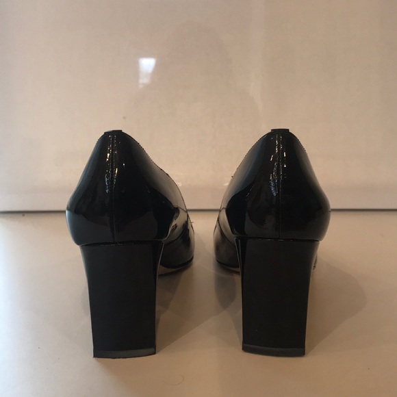 Tahari patent leather block heel pumps - Picture 3 of 5